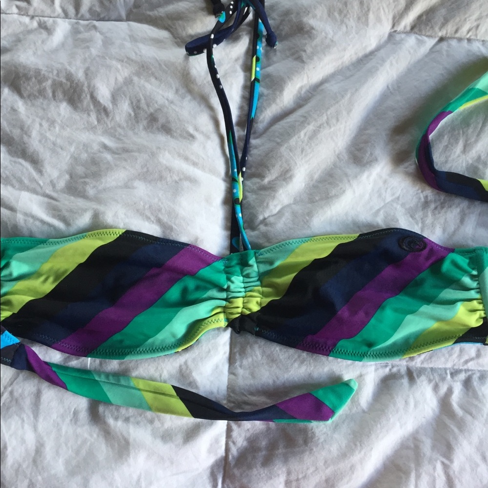 💜RIP CURL reversible bikini💜 - Picture 4 of 5
